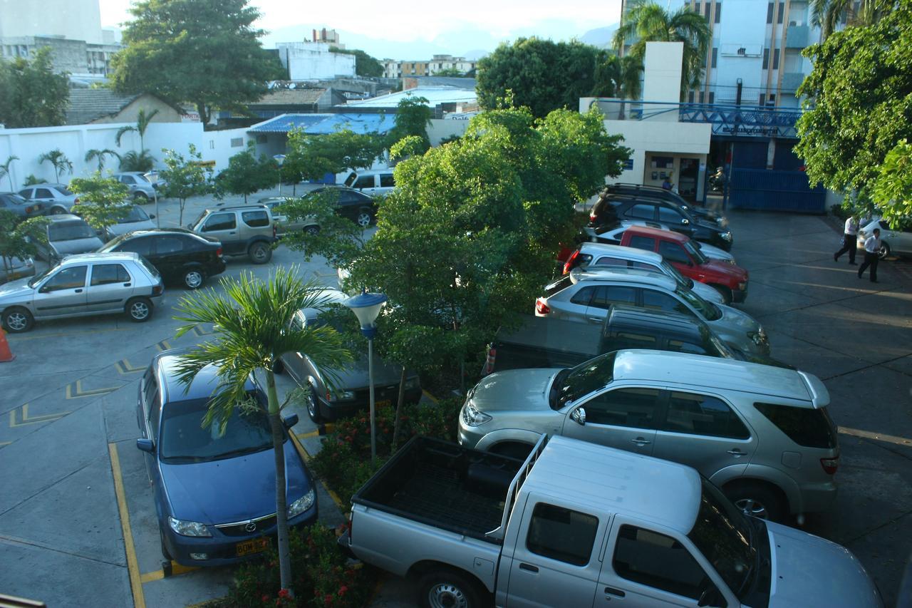 Vajamar Hotel Valledupar Exterior photo